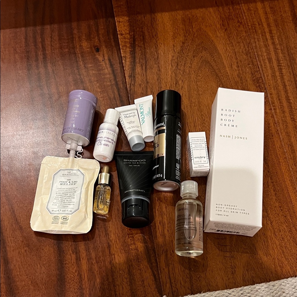 LUXURY GIFT SET ( will come wrapped)
